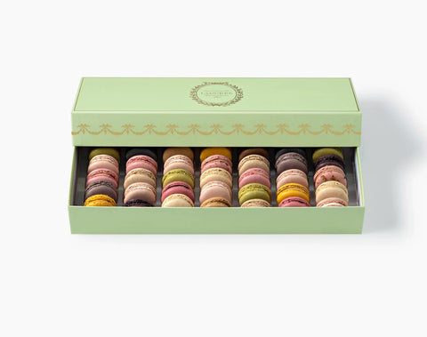 INDIVIDUELLE BOX "INTEMPOREL" GRÜN - 35 MACARONS